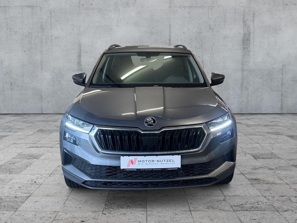 Skoda Karoq 2023 г. Серый, пробег 54212 км