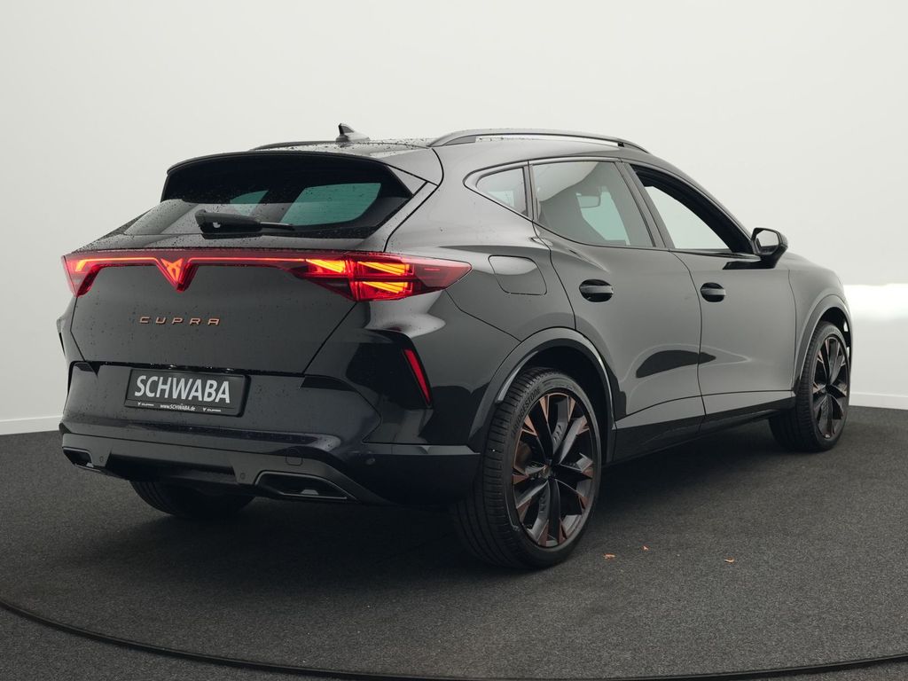 Cupra Formentor 2024 г. Чёрный, пробег 44300 км
