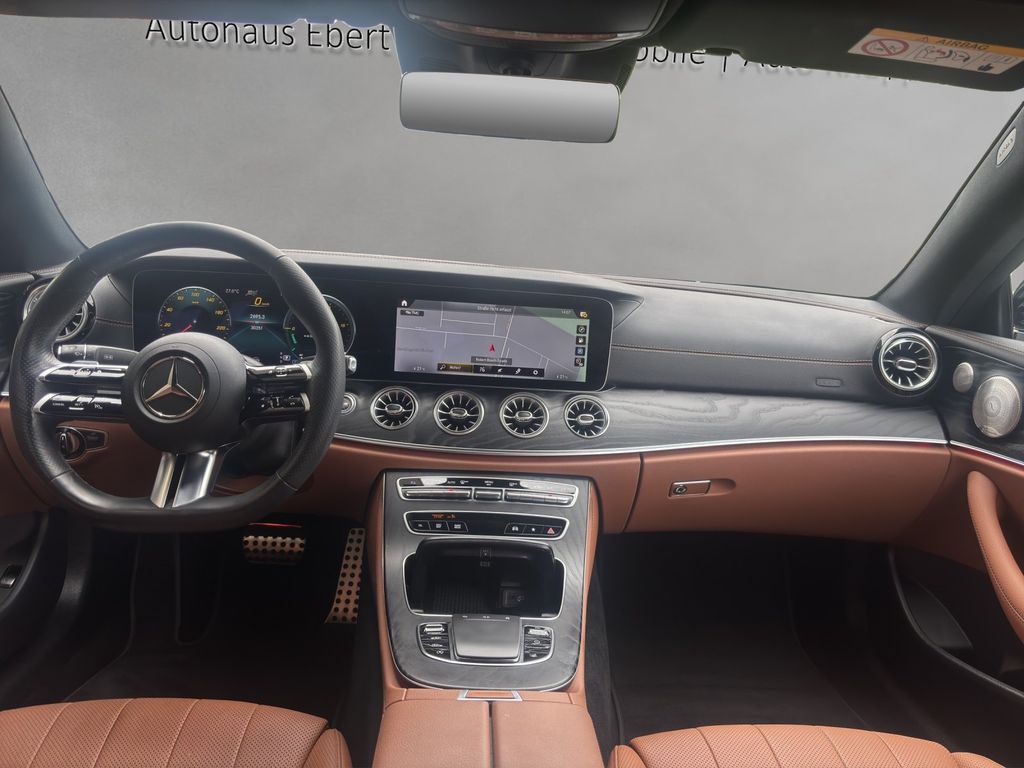 Mercedes-Benz E 400 2023 г. Серый, пробег 29999 км