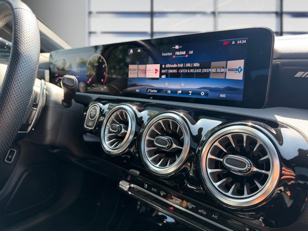 Mercedes-Benz CLA 35 AMG 2025 г. Чёрный, пробег 18804 км