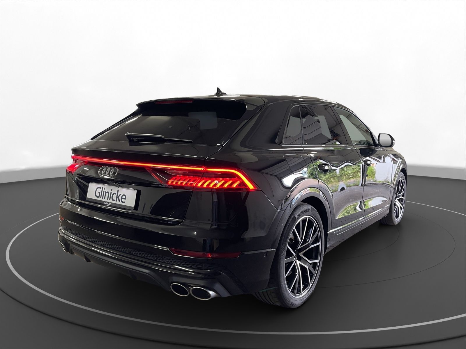 Audi SQ8 2023 г. Чёрный, пробег 27640 км