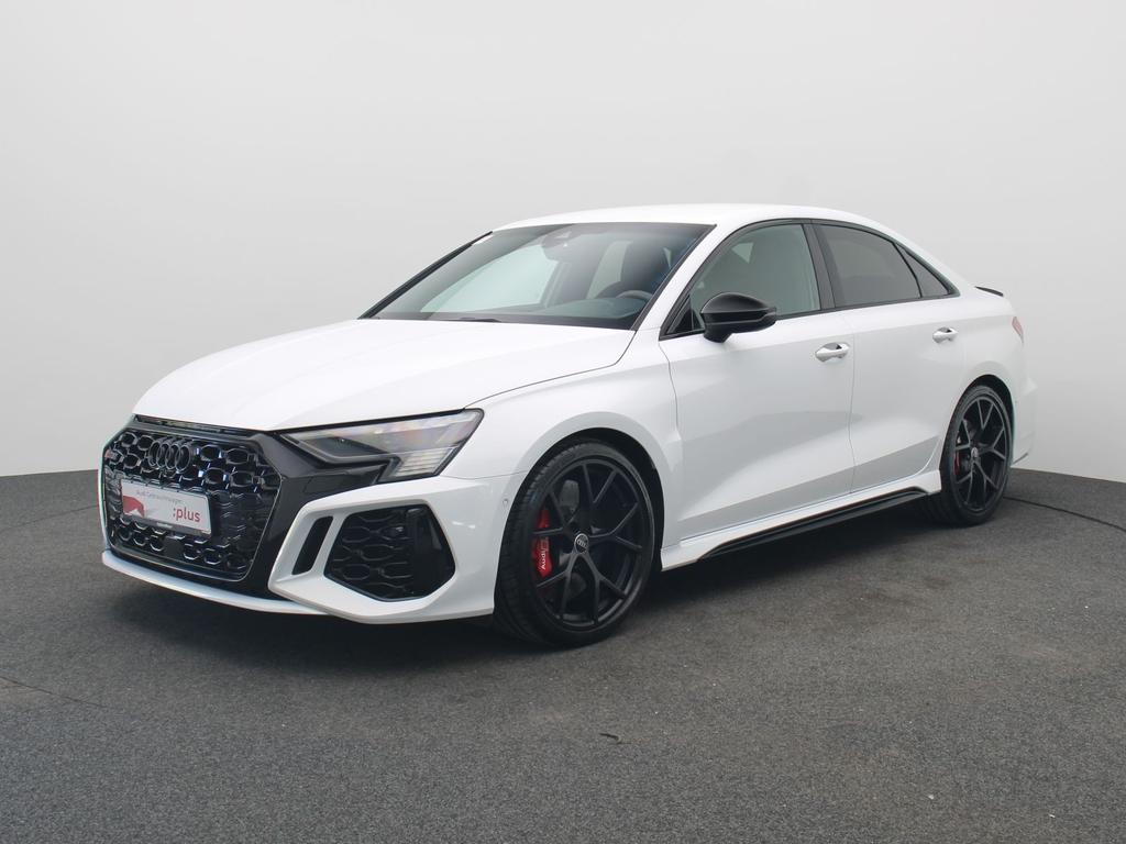 Audi RS3 2024 г. Белый, пробег 57500 км