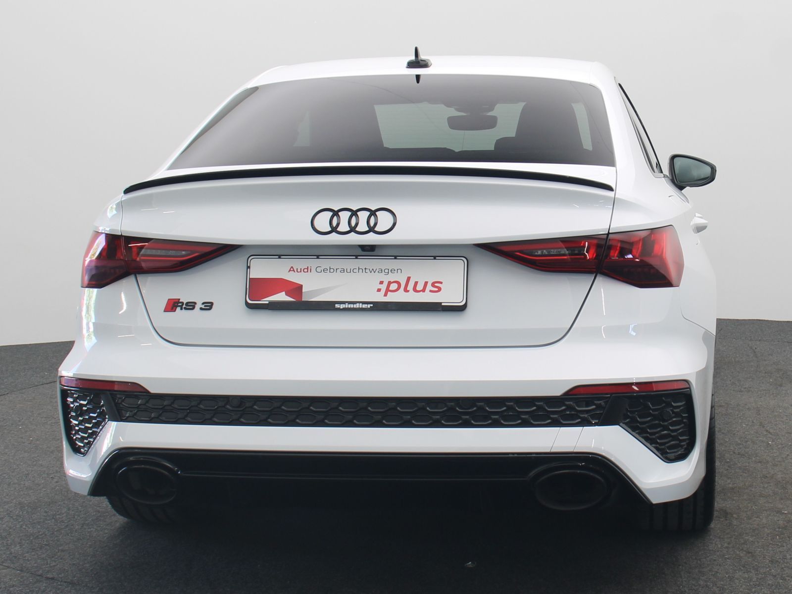 Audi RS3 2024 г. Белый, пробег 57500 км