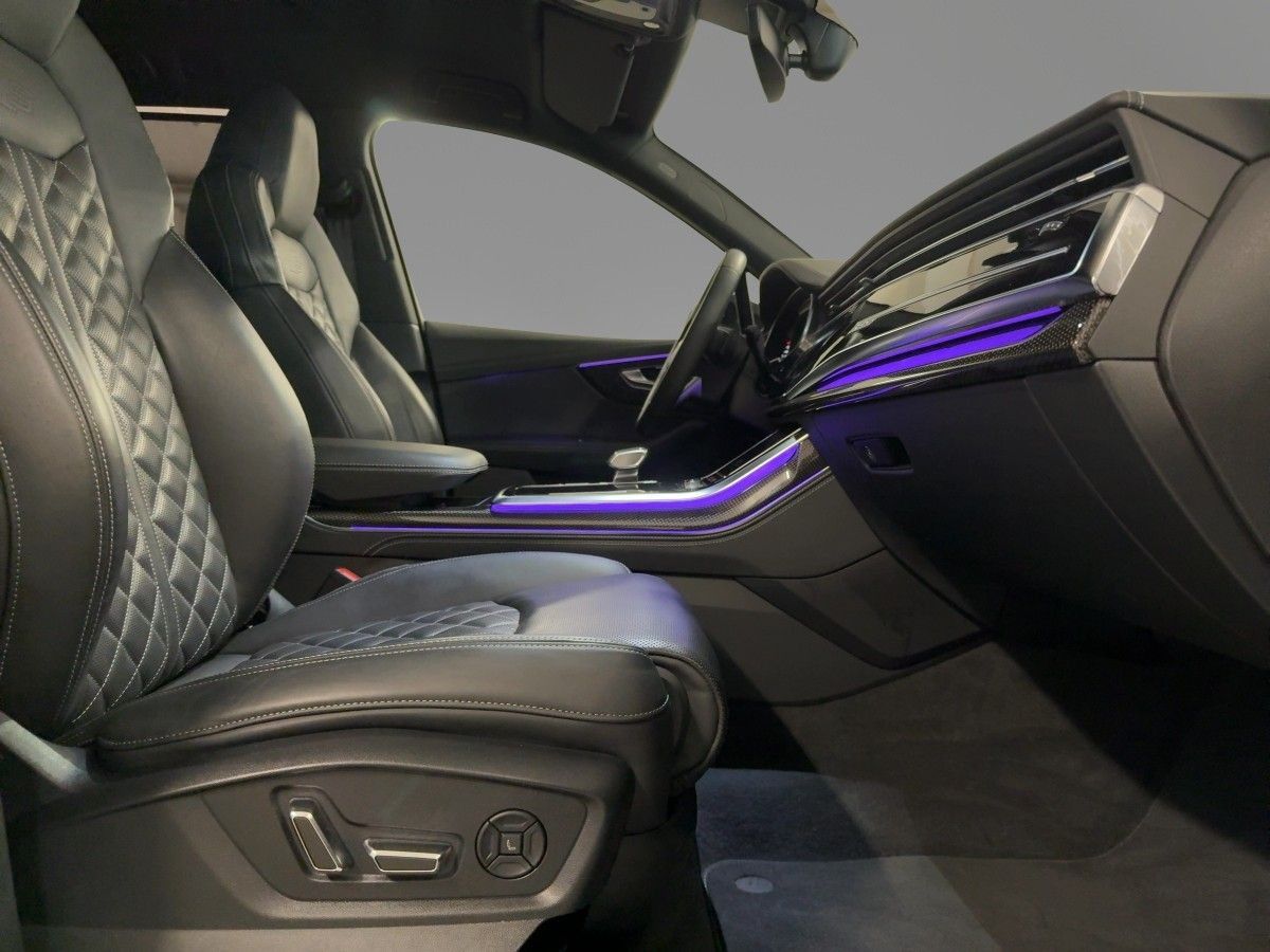 Audi SQ7 2023 г. Чёрный, пробег 49000 км
