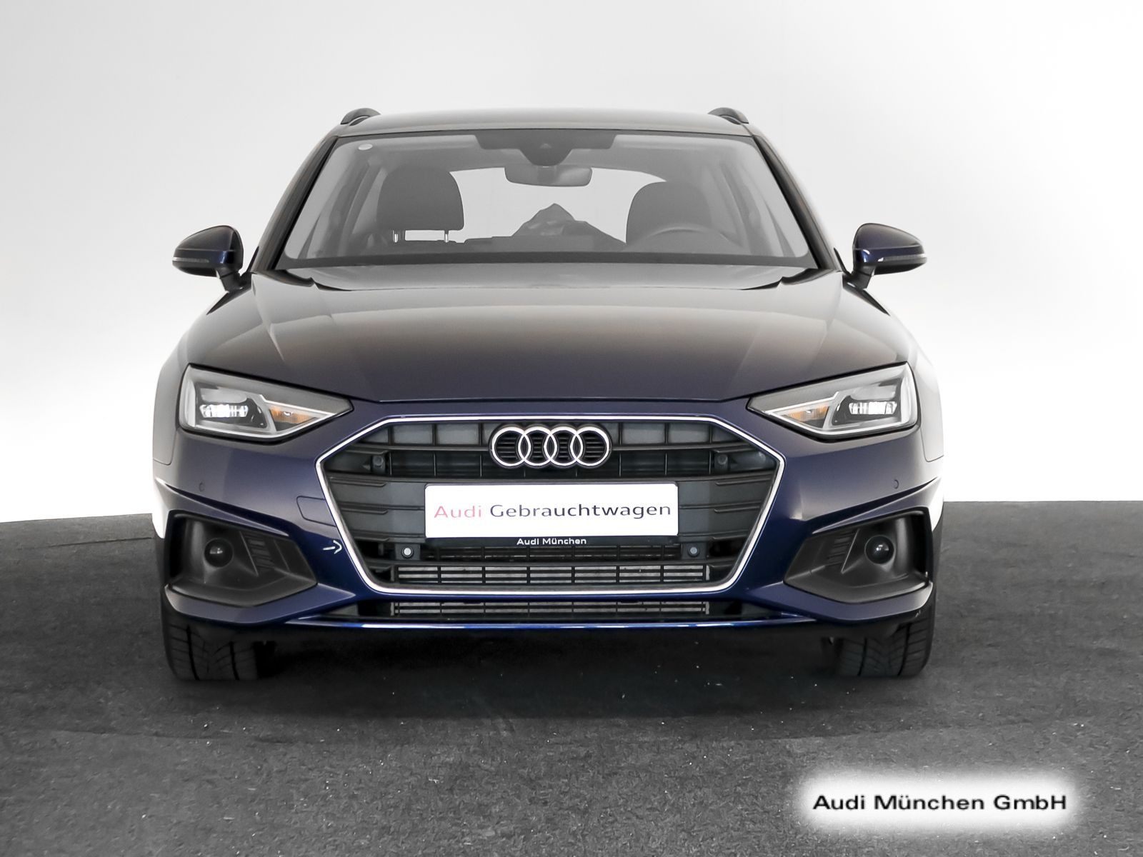 Audi A4 2023 г. Синий, пробег 35862 км
