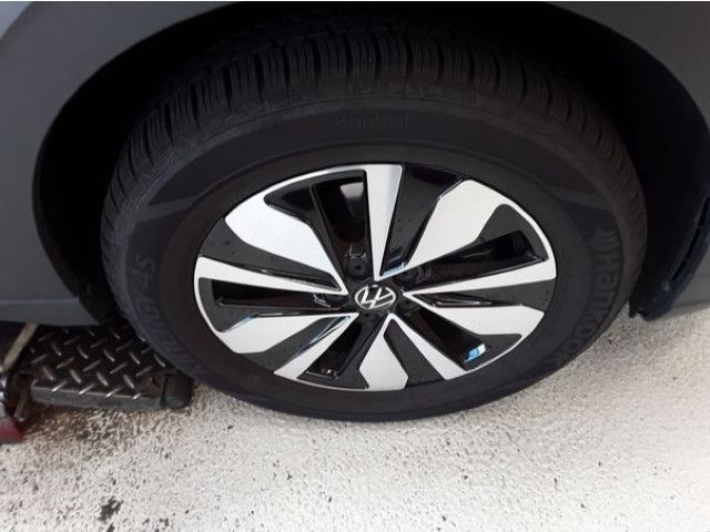 Volkswagen Taigo 2025 г. Серый, пробег 17700 км