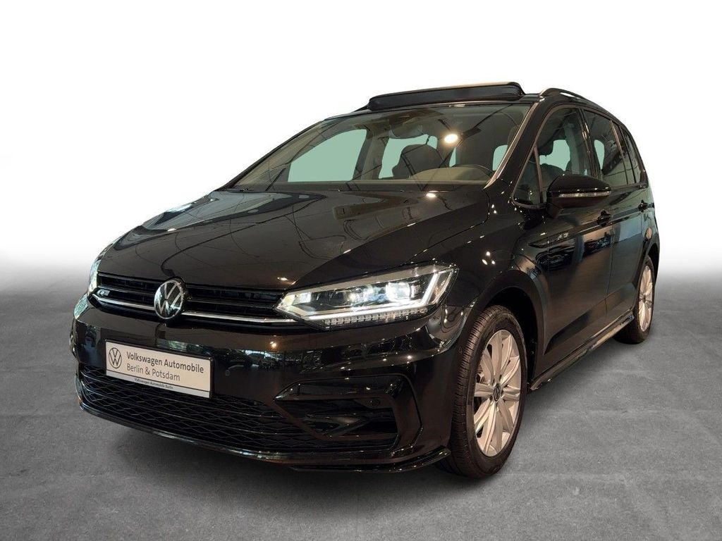 Volkswagen Touran 2025 г. Чёрный, пробег 18000 км