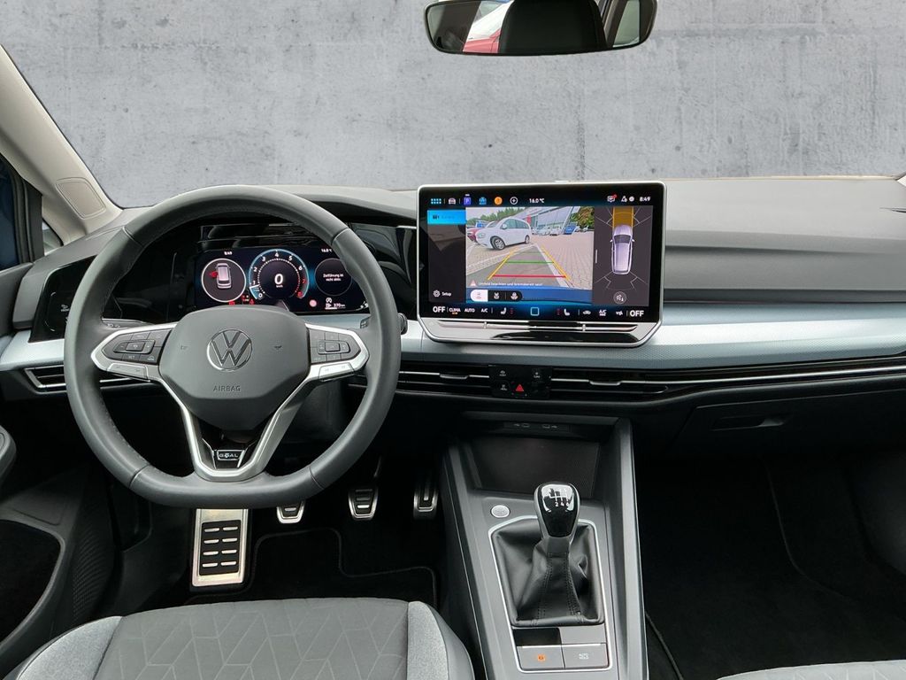 Volkswagen Golf 2025 г. Синий, пробег 21546 км