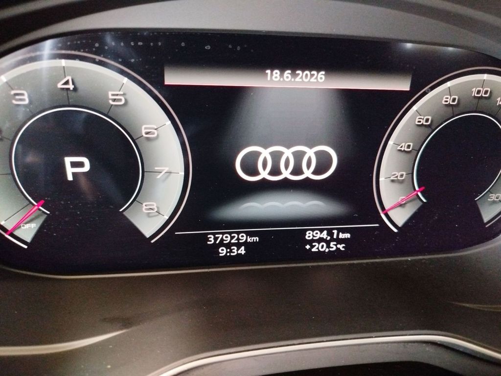 Audi A4 2023 г. Серый, пробег 37921 км