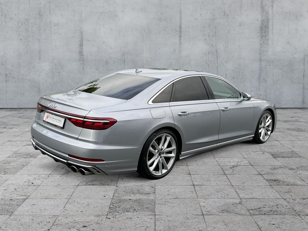 Audi S8 2022 г. Серебристый, пробег 48918 км