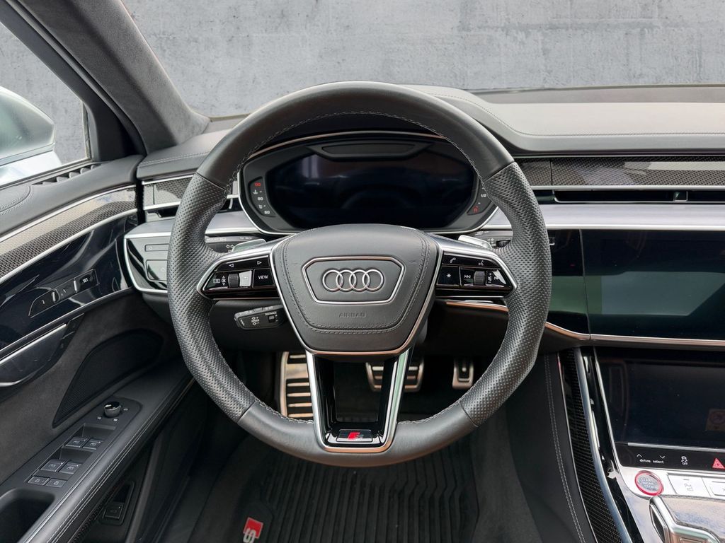 Audi S8 2022 г. Серебристый, пробег 48918 км