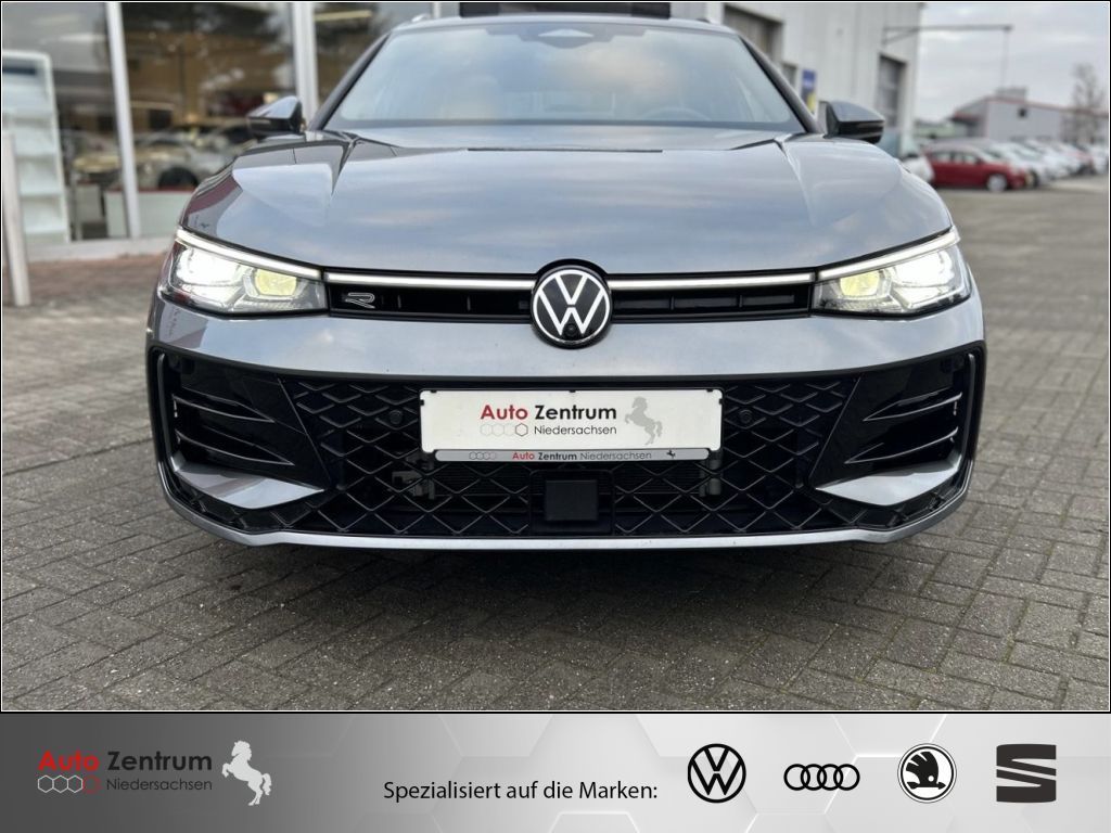 Volkswagen PASSAT VARIANT 2025 г. Серый, пробег 19000 км