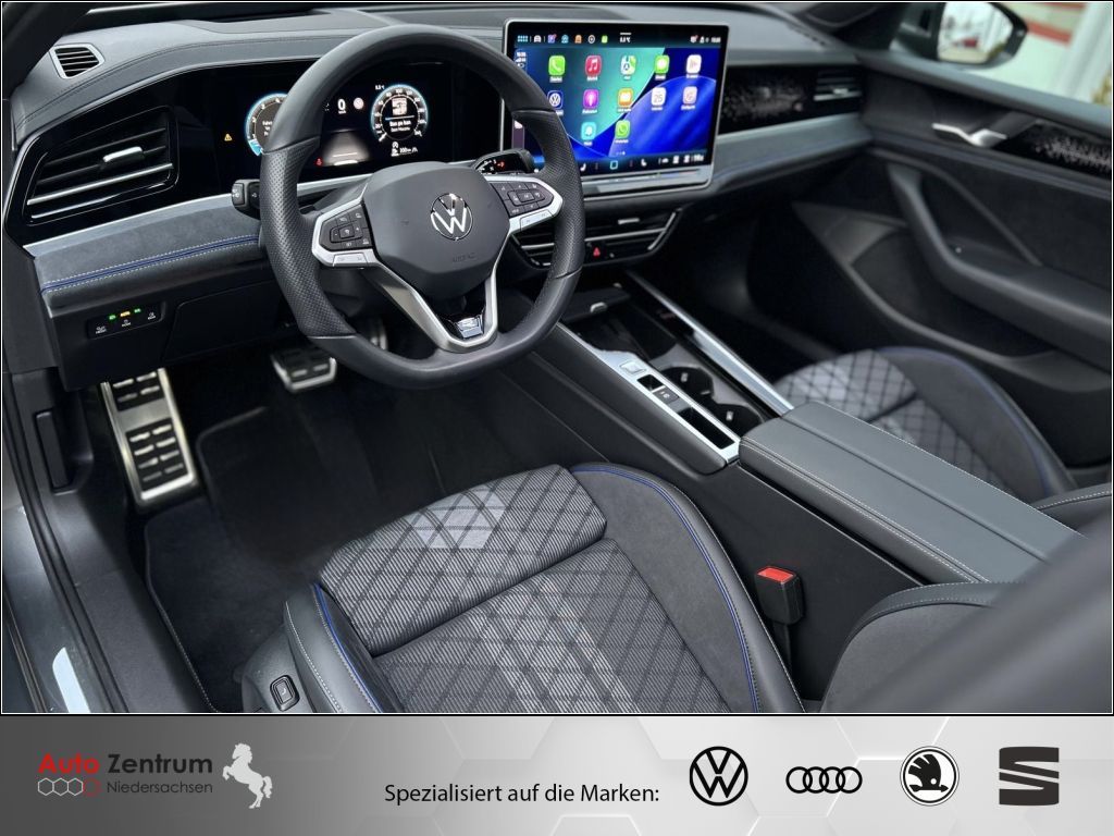 Volkswagen PASSAT VARIANT 2025 г. Серый, пробег 19000 км