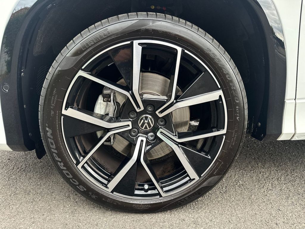 Volkswagen Tayron 2025 г. Белый, пробег 6210 км