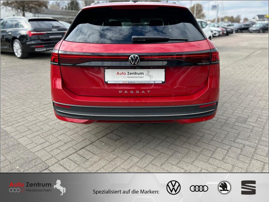 Volkswagen PASSAT VARIANT 2024 г. Красный, пробег 21980 км
