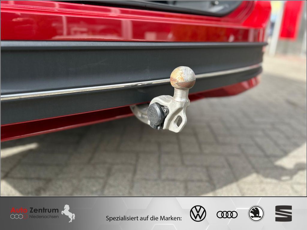 Volkswagen PASSAT VARIANT 2024 г. Красный, пробег 21980 км