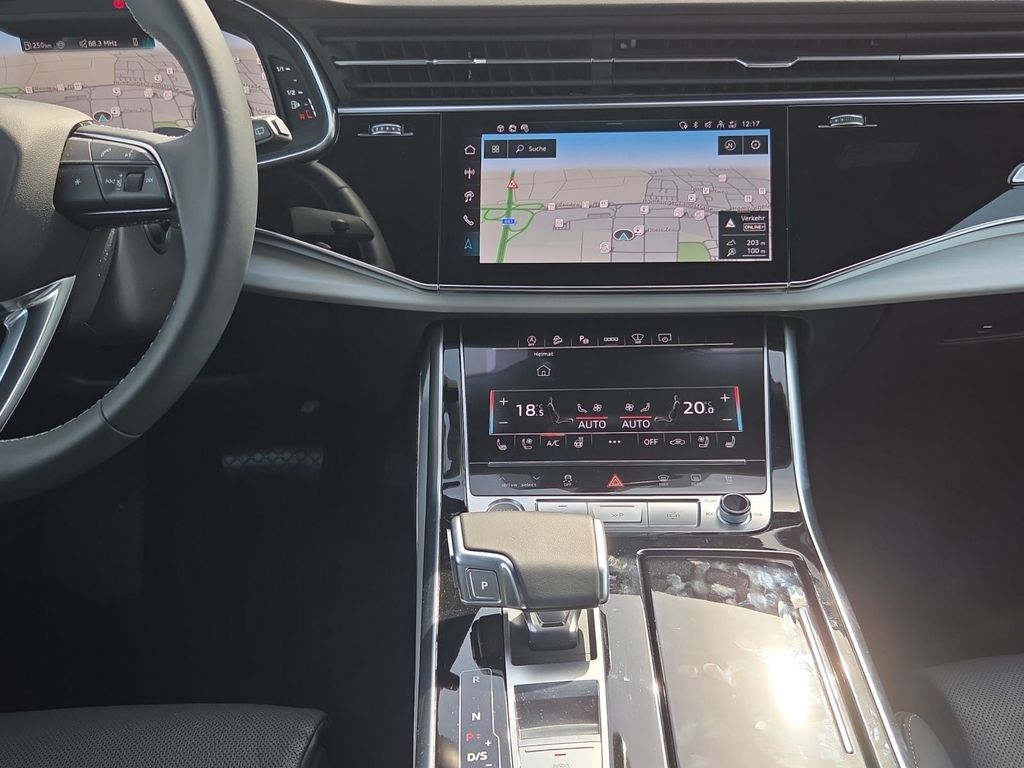 Audi Q8 2025 г. Белый, пробег 20622 км