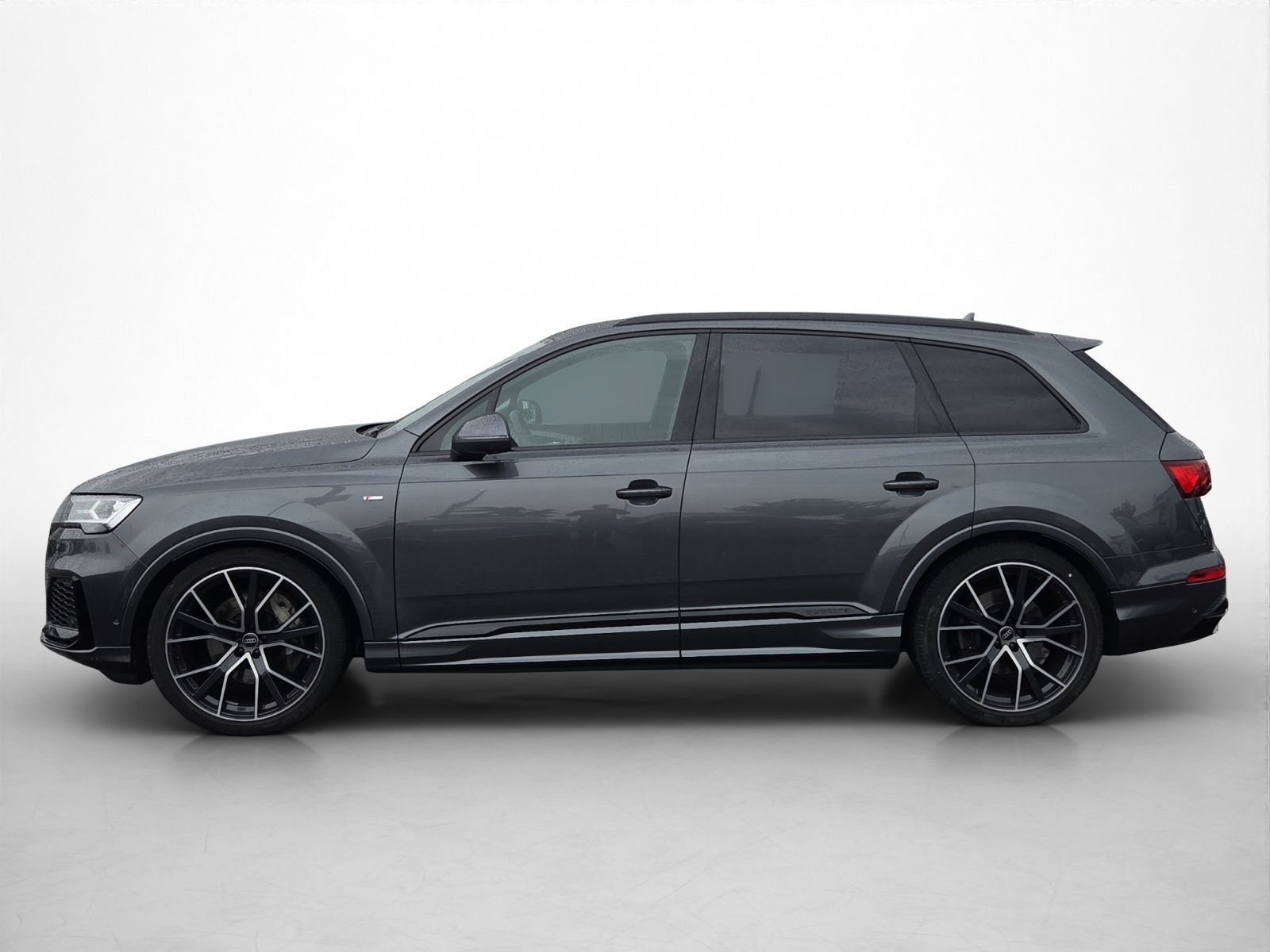 Audi Q7 2022 г. Серый, пробег 44833 км