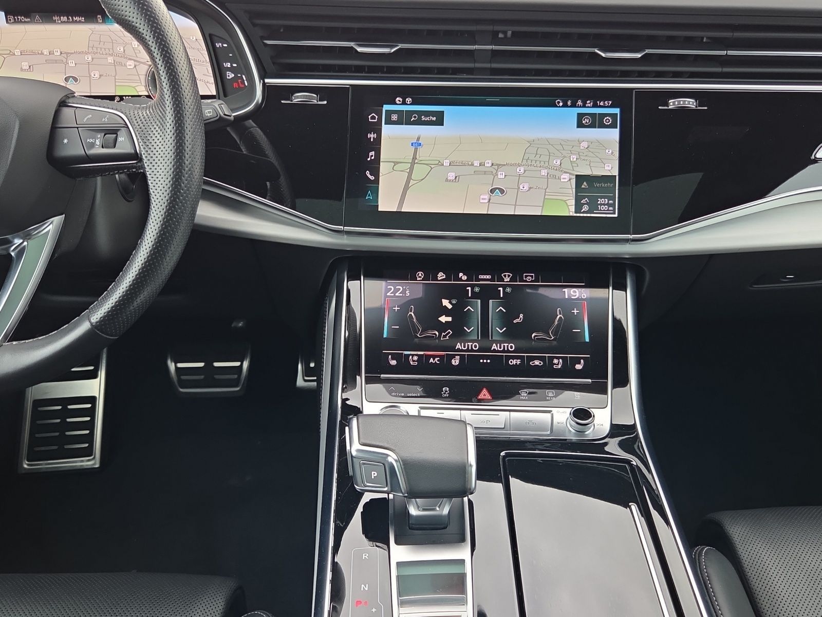 Audi Q7 2022 г. Серый, пробег 44833 км