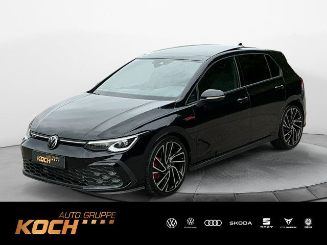 Volkswagen Golf 2023 г. Чёрный, пробег 53450 км