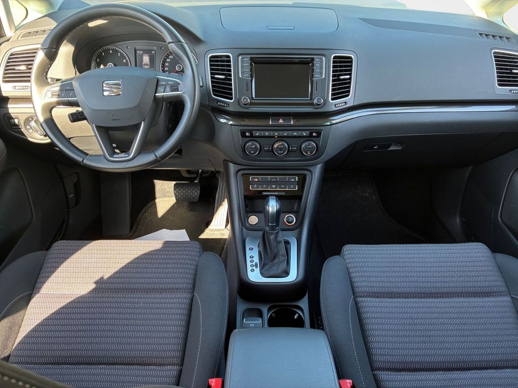 SEAT Alhambra 2022 г. Серый, пробег 55419 км
