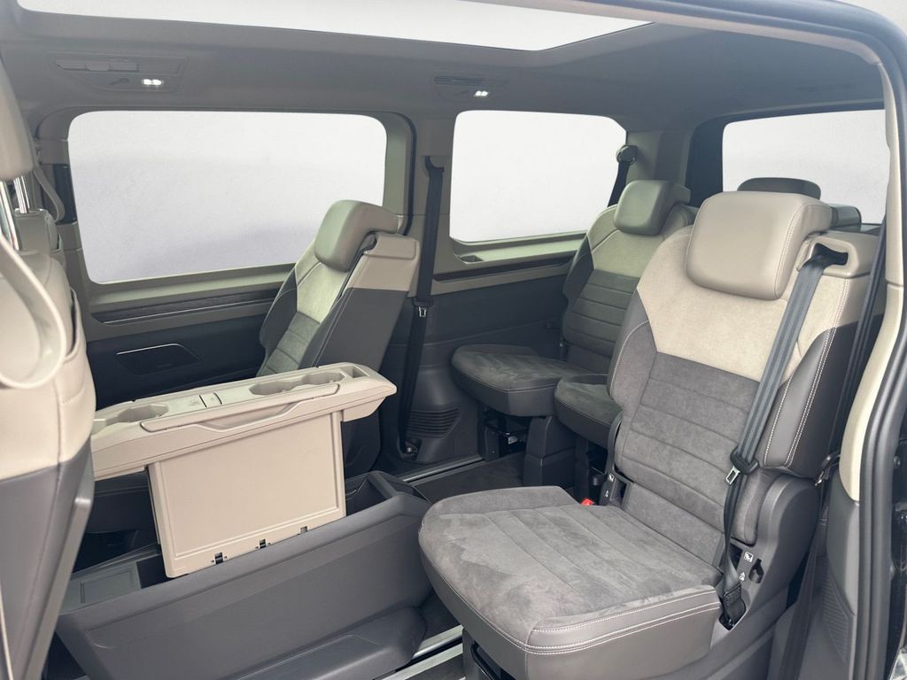 Volkswagen T7 MULTIVAN 2025 г. Чёрный, пробег 22004 км