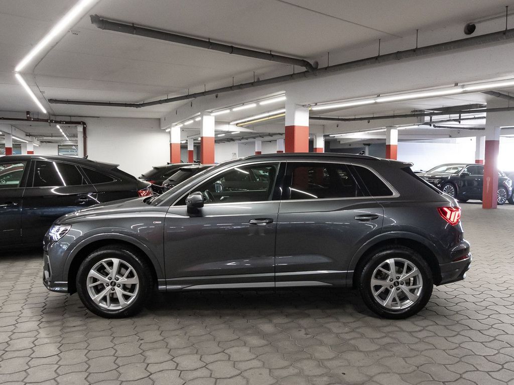 Audi Q3 2023 г. Серый, пробег 47034 км