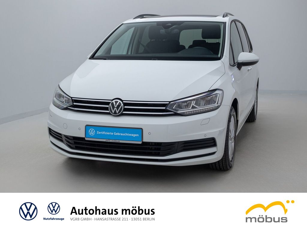 Volkswagen Touran 2023 г. Белый, пробег 39350 км