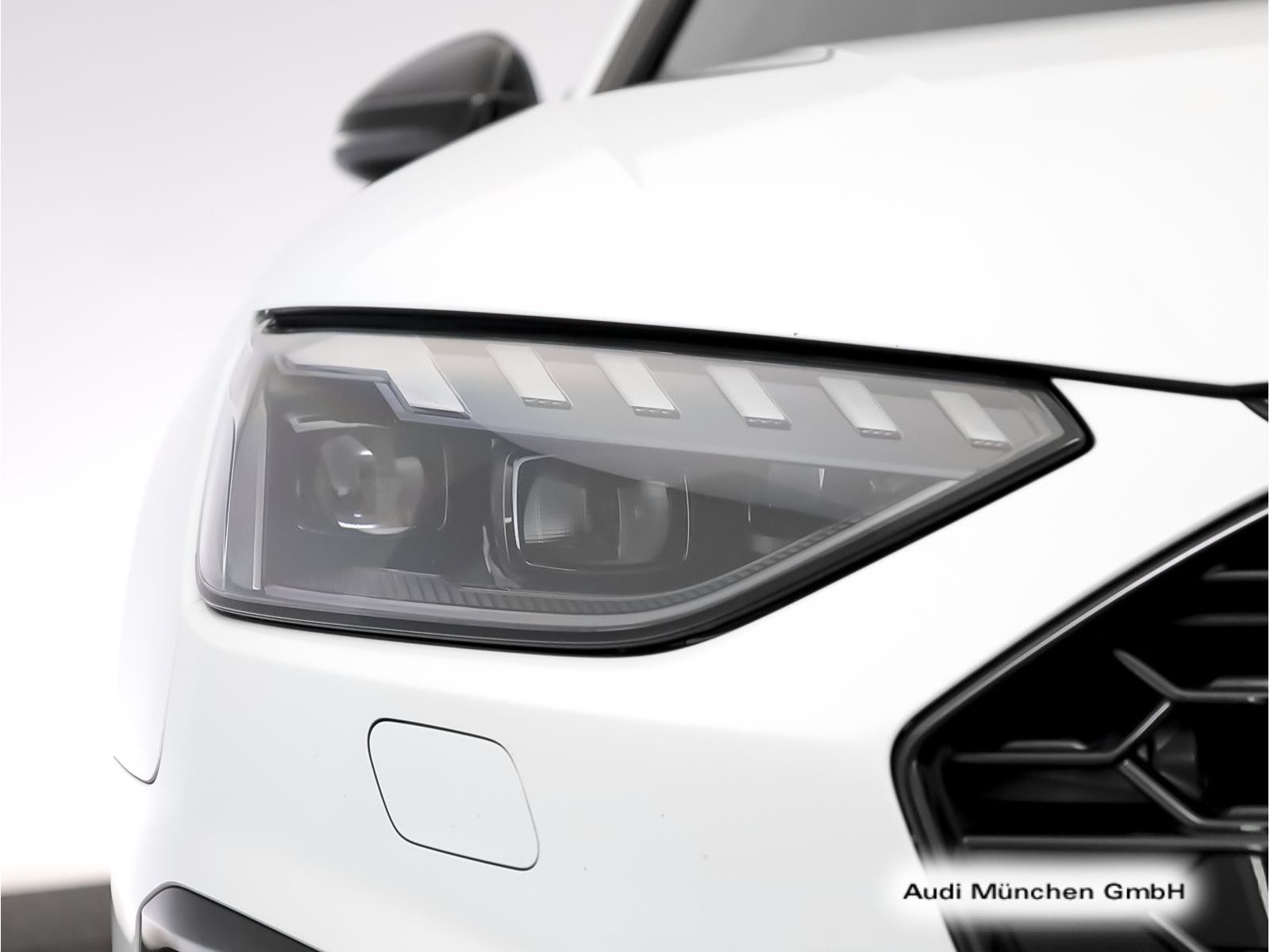 Audi S4 2024 г. Белый, пробег 49545 км