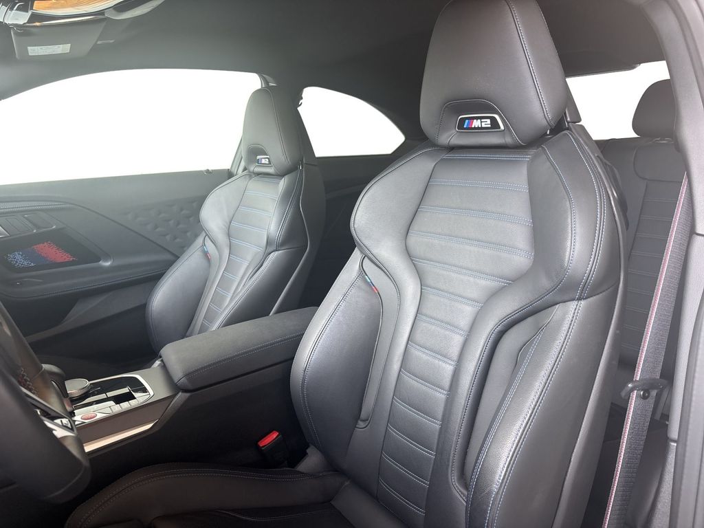 BMW M2 2025 г. Серебристый, пробег 16700 км
