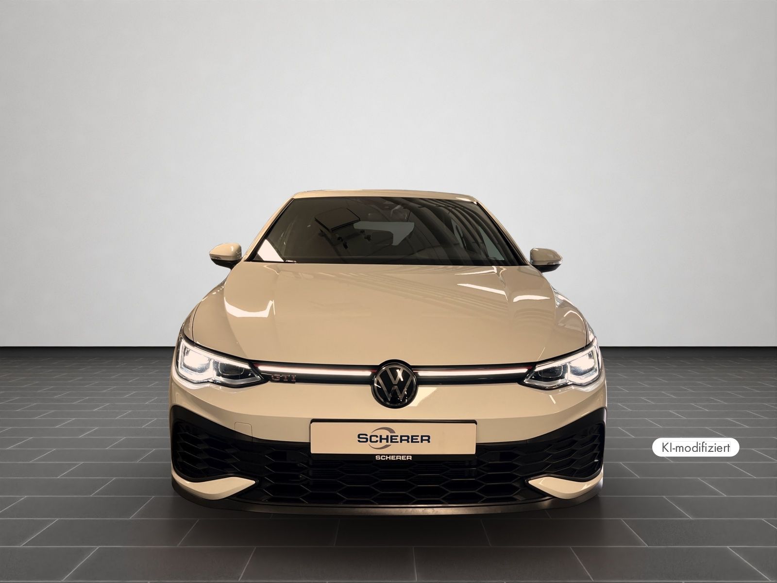 Volkswagen Golf 2023 г. Белый, пробег 30761 км