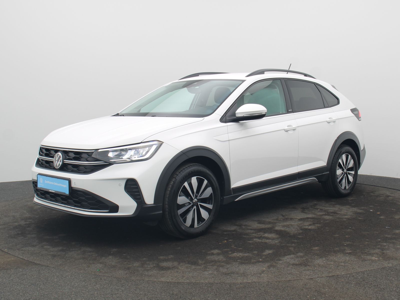 Volkswagen Taigo 2023 г. Белый, пробег 42000 км