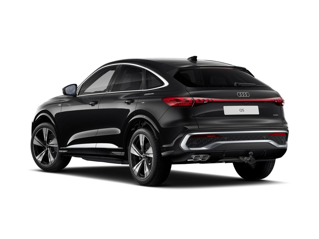 Audi Q5 2026 г. Чёрный, пробег 12608 км