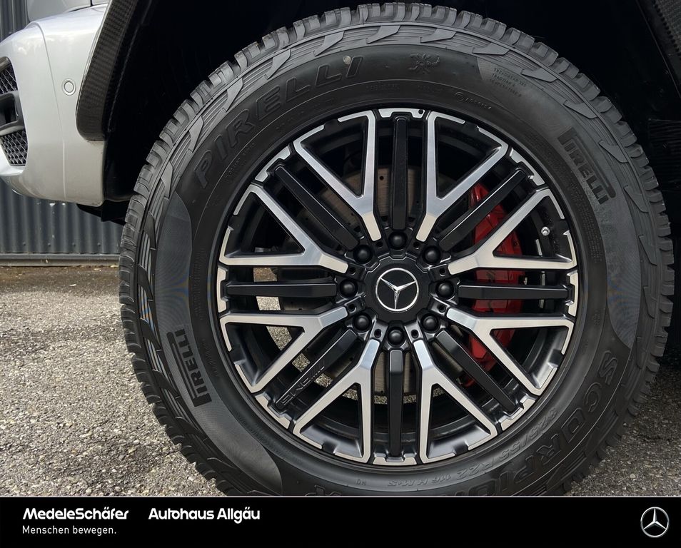 Mercedes-Benz G 63 AMG 2022 г. Серебристый, пробег 1195 км