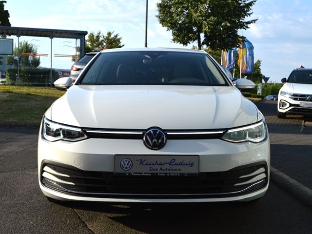Volkswagen Golf 2024 г. Белый, пробег 22606 км
