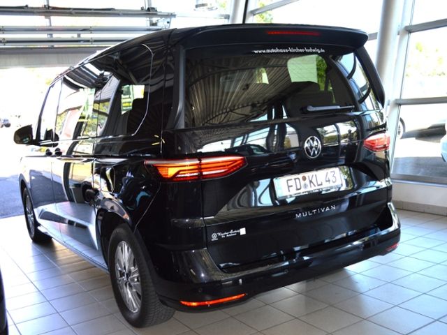 Volkswagen T7 MULTIVAN 2025 г. Чёрный, пробег 36800 км