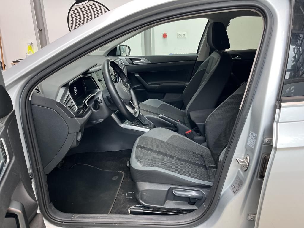 Volkswagen Polo 2022 г. Серебристый, пробег 53500 км
