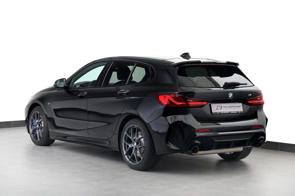 BMW M135 2022 г. Чёрный, пробег 55450 км