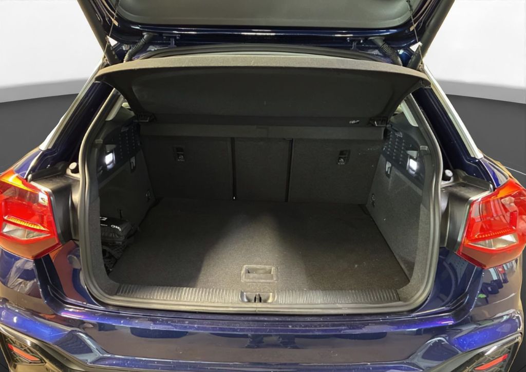 Audi Q2 2023 г. Синий, пробег 57500 км