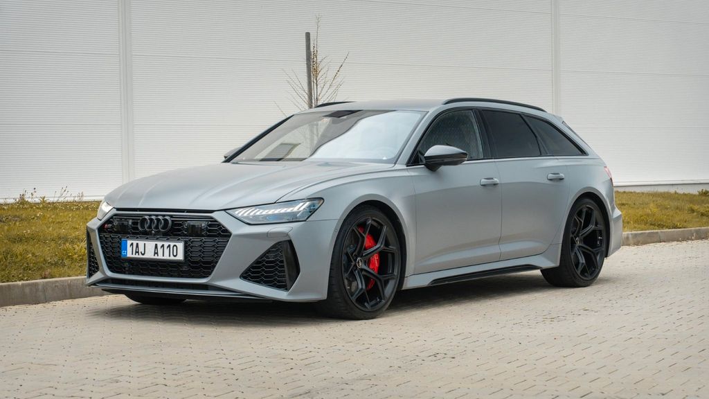Audi RS6 2025 г. Серый, пробег 45335 км