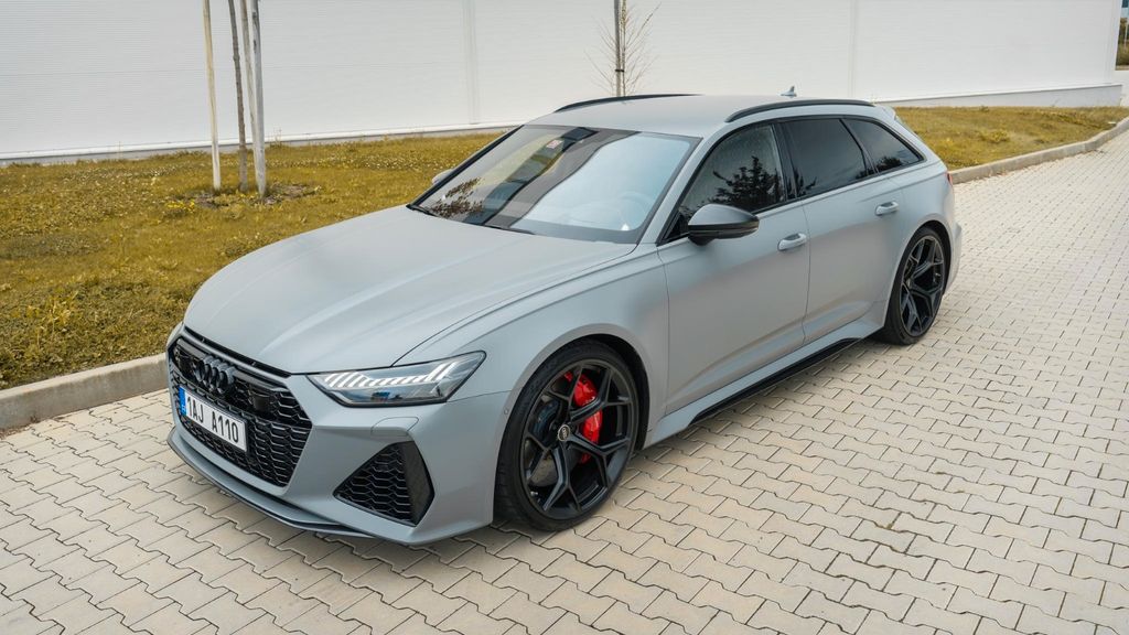 Audi RS6 2025 г. Серый, пробег 45335 км