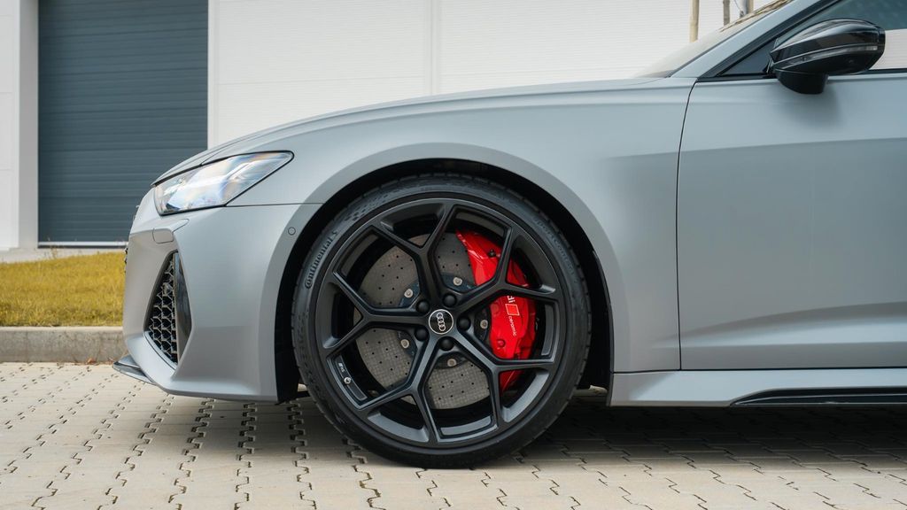Audi RS6 2025 г. Серый, пробег 45335 км