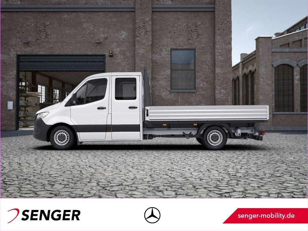 Mercedes-Benz SPRINTER 2023 г. Белый, пробег 12460 км