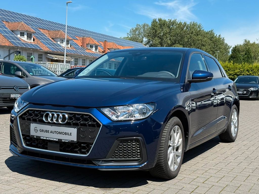 Audi A1 2023 г. Синий, пробег 29988 км