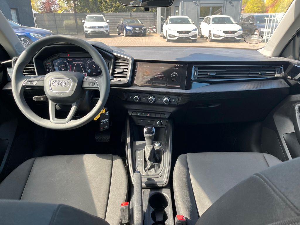 Audi A1 2023 г. Чёрный, пробег 28000 км
