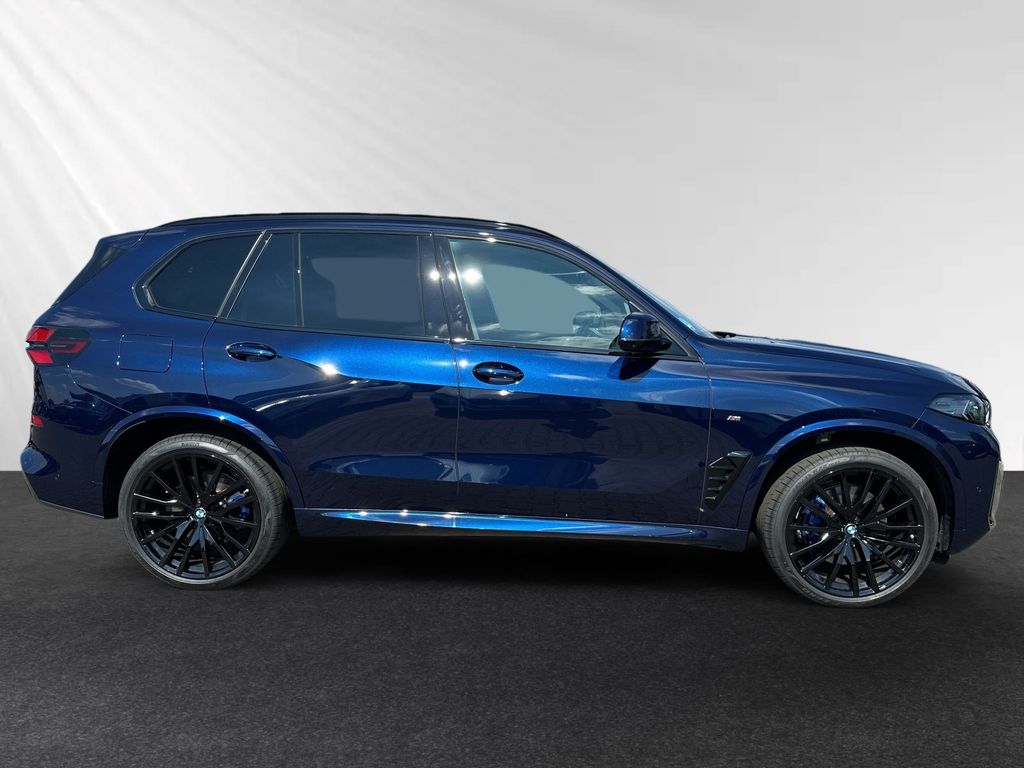 BMW X5 2025 г. Синий, пробег 7600 км