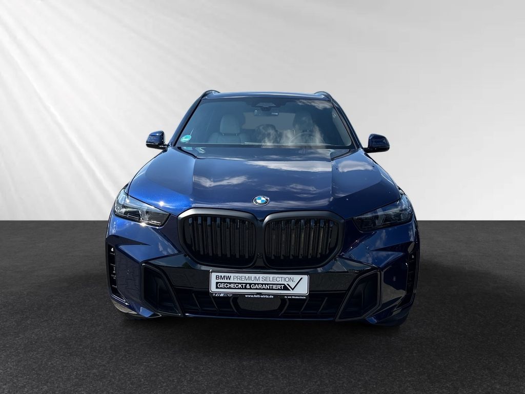 BMW X5 2025 г. Синий, пробег 7600 км