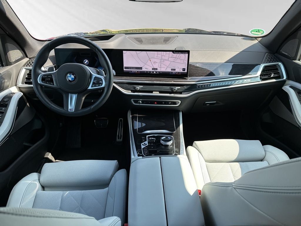 BMW X5 2025 г. Синий, пробег 7600 км