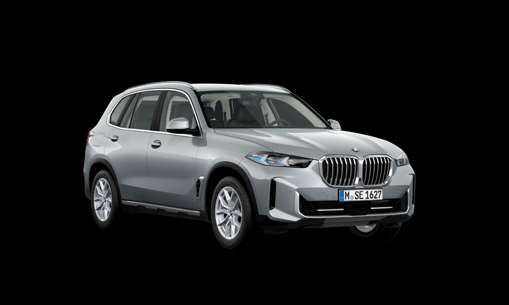 BMW X5 2023 г. Серый, пробег 23400 км