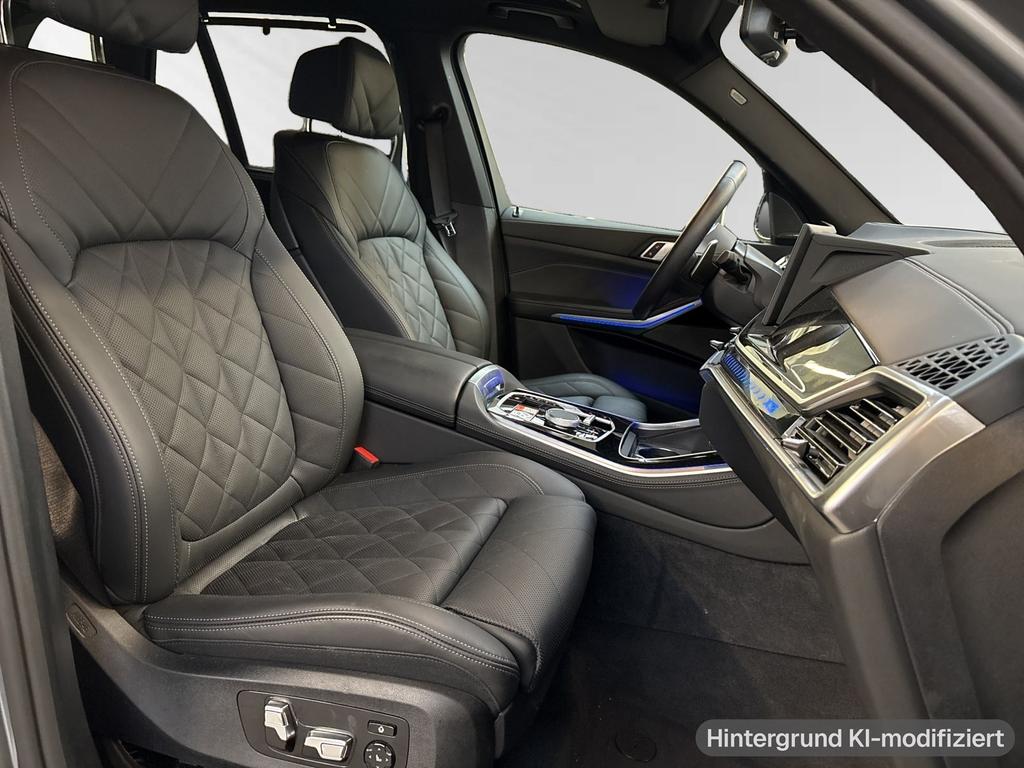 BMW X5 2025 г. Серый, пробег 22850 км
